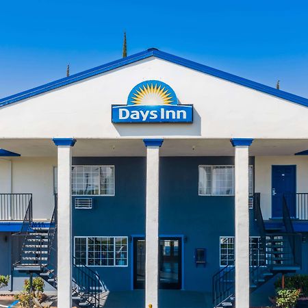 Days Inn By Wyndham Red Bluff Zewnętrze zdjęcie