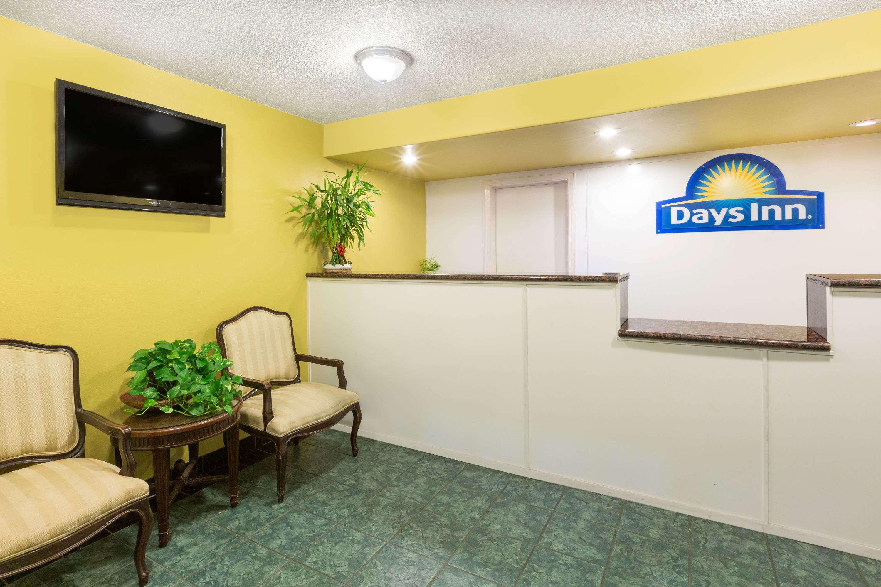 Days Inn By Wyndham Red Bluff Zewnętrze zdjęcie