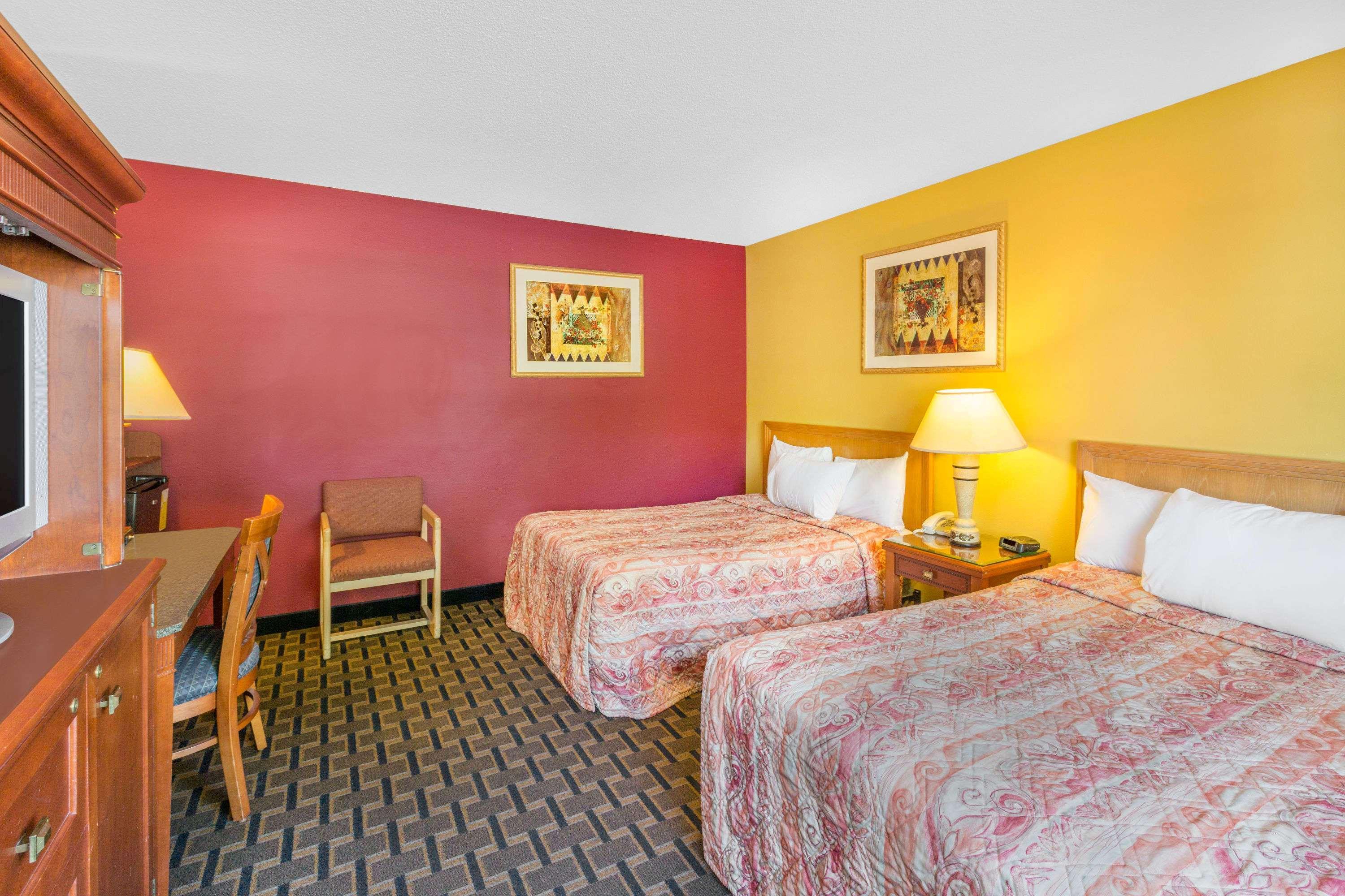 Days Inn By Wyndham Red Bluff Zewnętrze zdjęcie